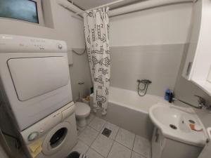 Two Bedrooms Apartment With Garden View