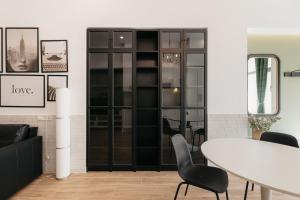 New! Comfort and Style Steps from Everything