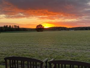 BED & BREAKFAST 5 MIN FROM e47 - DOGS WELCOME - COSY FARM BnB