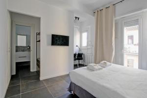 Modern house near Trastevere