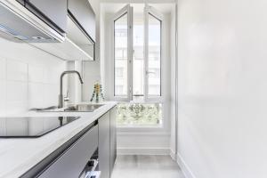 Appartements Quiet & Refurbished 1BR Parisian Retreat-Paris 16 : photos des chambres
