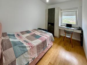 Apartment in Bar by the sea