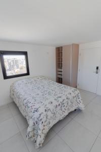 Check and Home - Lamadrid - 4 Huéspedes a Estrenar con Amplia Terraza y Pileta