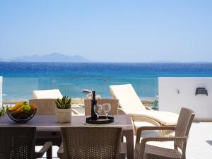 Aegean Eyes 3bd House Βy the Sea