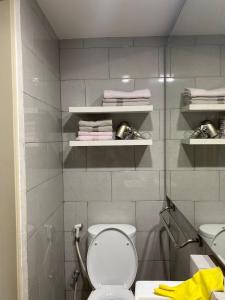 Cozy New Apartment inside Mall