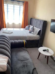 Staycation with Rael