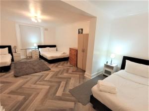 Spacious 3 Bed Flat Close to Streatham Hill Station