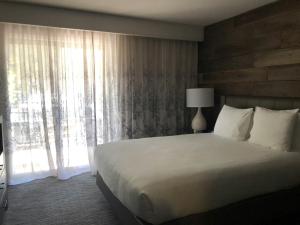 Hotel Emerald