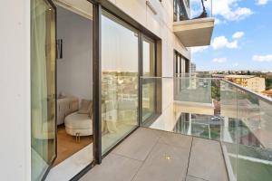 Verdi Park Designer Condo