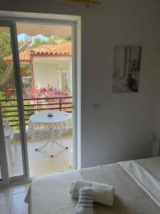 Coastal Oasis Polihrono