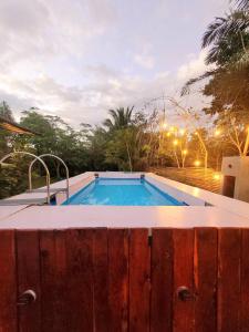 Modern Bahay Kubo near Tagaytay - Casita Anahaw