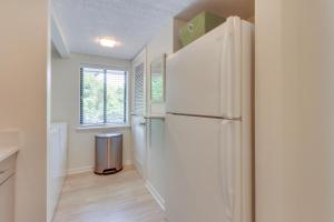 Steps to Beach and Pool Hilton Head Island Condo!