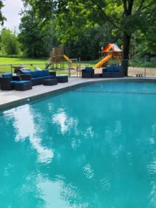 Cabin 5 - Modern Cabin with AC and lake views Fully handicap accessible