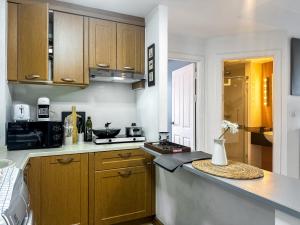 Luxurious 2BR Ultra Fast Wifi Phrom Phong