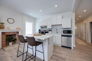 28th Ave Haven near everything