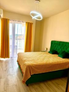 Sunny Hills Apartment