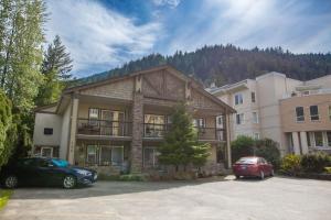 Dogwood Suite 2 Beds and Walkable to Lake