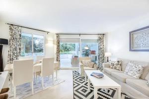 Modern Apartment in Marbella with Shared Pool