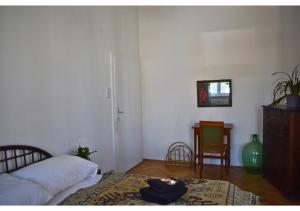 vintage private rooms - LGBTQ & female friendly