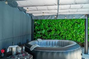 Charming Villa Dory with heated Pool&Whirlpool