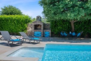 Charming Villa Dory with heated Pool&Whirlpool