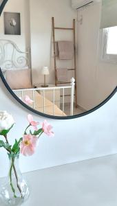 Skyline Vista - Sea View Apartment with Free Parking