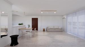 LuxSuite by Voula & Glyfada beach