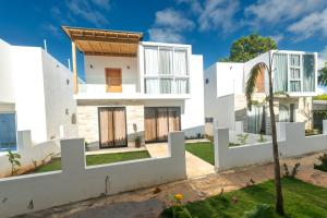 3BR, Modern, Luxurious and Family-friendly