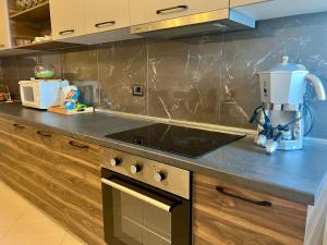 Breeze Home 3