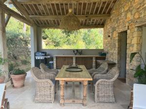 Maisons de vacances Coquelicot Classic Provencal House : photos des chambres