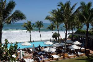 OGH Hotel - 1 Minute to the Beach By Micky Studio