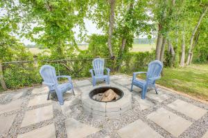 half Mi to Kentucky Downs Franklin Home with Patio!