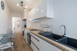 2 Bedroom Ocean view Apartment