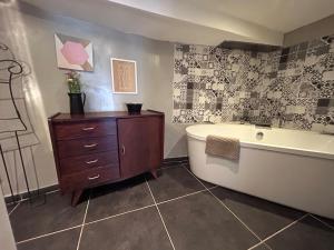 Appartement atypique, coeur de village