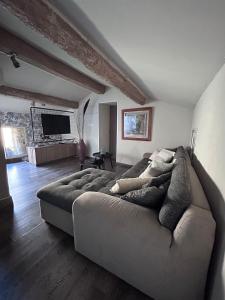Appartement atypique, coeur de village