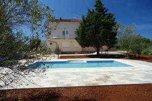 3 star apartment Olive Apartments Ugljan Croatia