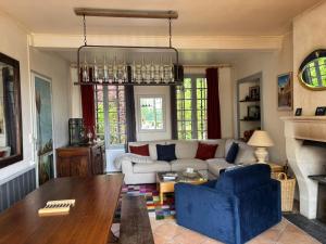 Béhuard : Maison vue Loire