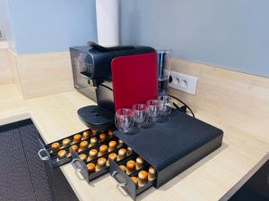 LE CARRAS - Proche de aéroport , Plage à pied - Promenade des anglais