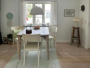 Idyllisk Landhus Tæt På Østersøen