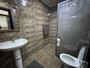 Apartment for a family with pool AP13