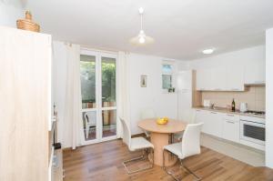 Vintage Dream Peyton Apartment