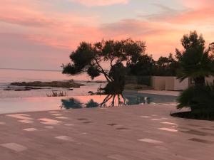 Appartements Haut standing- Face a la mer! 3 chambres-piscine semi olympique : photos des chambres