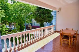 Two-Bedroom Apartment room in Vila Gridi- Apartamente me Qera