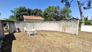Villas Meschers sur Gironde - MAISON avec grand JARDIN proche PLAGE CENTRE VILLE : Maison 2 Chambres