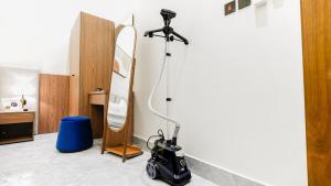 Smart Access Studio in Al Narjis - 65 TV