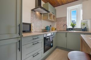 Abbey Place Apartment - Grampian Lettings