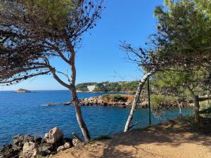 Maisonnette climatisée à louer dans résidence fermée proche mer