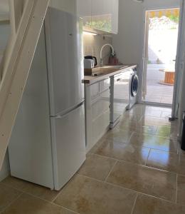 Maisonnette climatisée à louer dans résidence fermée proche mer