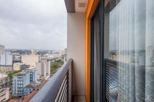 Estúdio AP no centro com piscina