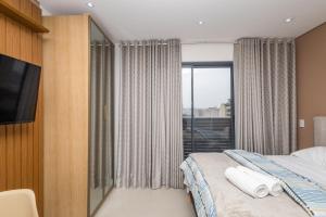 Estúdio AP no centro com piscina